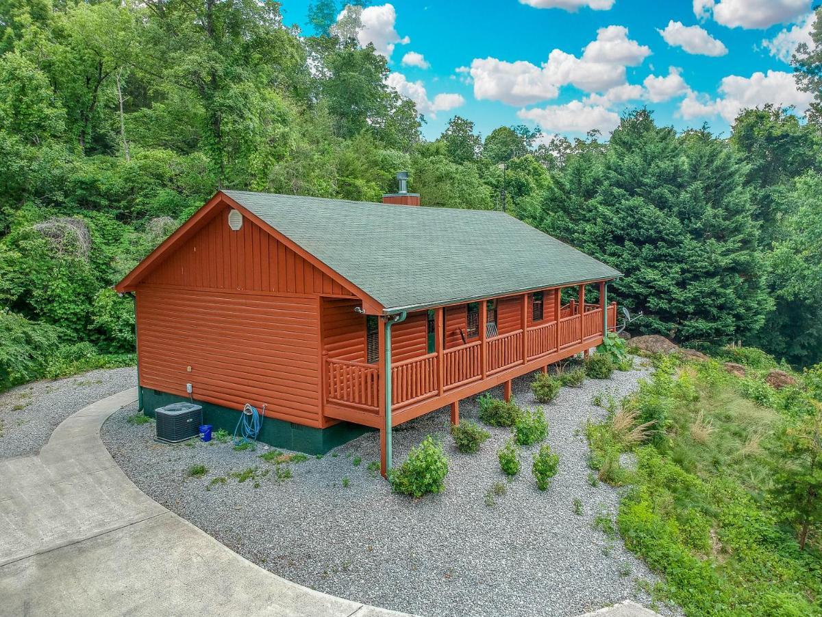 Easy Livin - Secluded Family Log Cabin Villa Sevierville Exterior photo